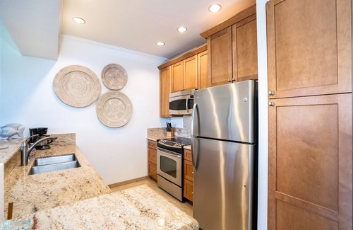 Wailea Condo | Summer Fill in Special 189/nt Updated Designer Condo w/Ocean Views