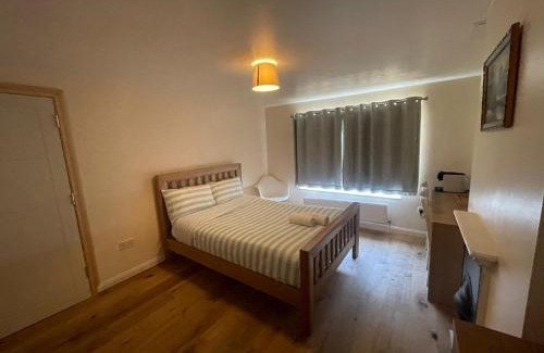 Oakleigh House | Summer