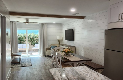 Miramar Beach House | Summer Haven *1 min walk to private beachn