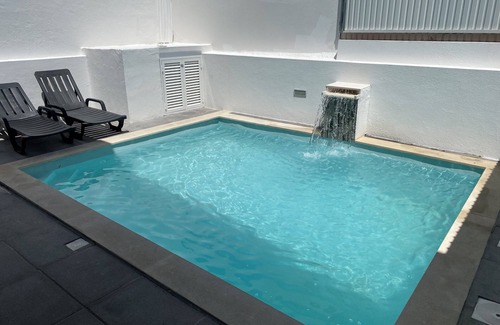 Seixal House | Summer Holiday family house with swimming pool