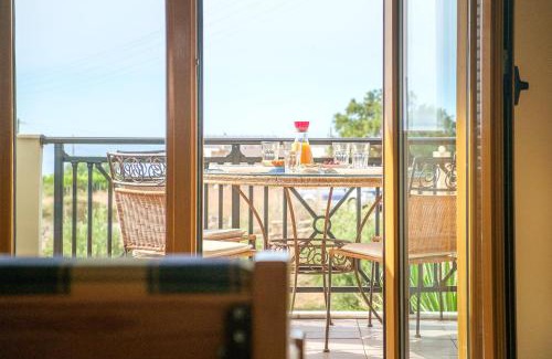 Skaleta House | Summer Home of Skaleta beach