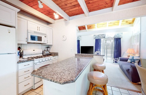 Summersea House | Summer home with expansive deck & wonderful location for beachgoers