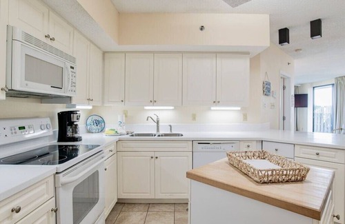 Orange Beach Condo | Summer House 106B | Ground floor, wrap around deck, direct beach front!