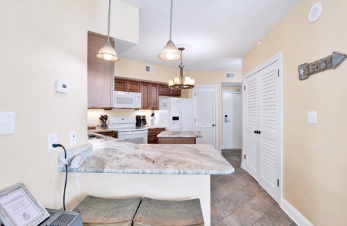 Orange Beach Condo | Summer House 1201B | Direct Beach Front - Endless Views from East Corner Location!