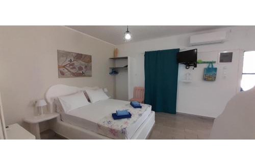 Milos Apartment | Summer House Paliochori