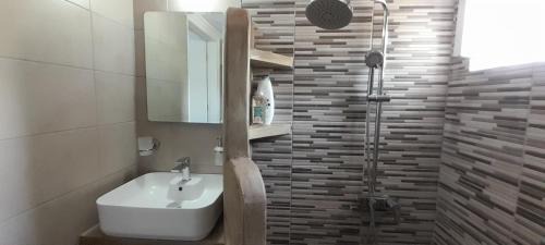 Milos Apartment | Summer House Paliochori