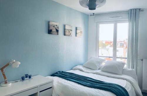 Ivry-port Apartment | Summer in Paris