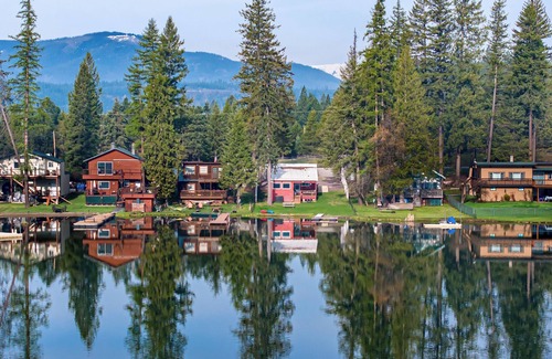 Troy Cabin | Summer is the perfect time to book The Cabin on Savage Lake with Mountain Views