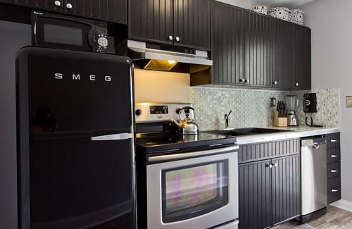 Bahama Village Condo | SUMMER ISN'T OVER YET - PROCES REDUCED FOR OPEN NIGHTS!
