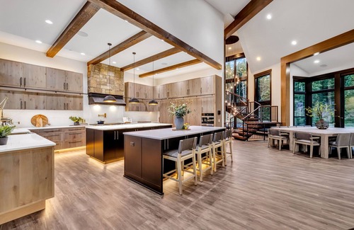 Cle Elum House | Summer Just Got GRAND! Suncadia’s Largest/13,500sqft+Private Pool/Speakeasy
