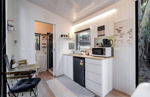 Howes Creek House | Summer Lea 1 by Tiny Away