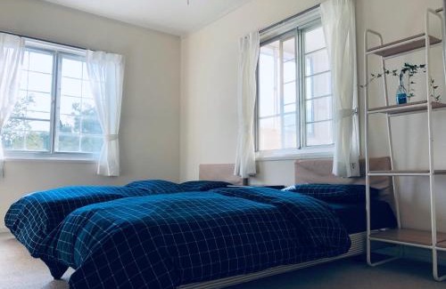 Kitaazumi-gun Bed & Breakfast | Summer Leaves
