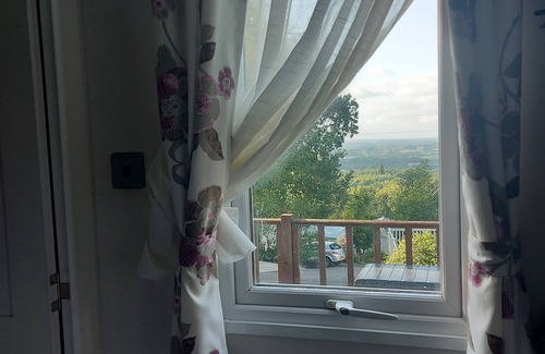 St Leonards-On-Sea House | Summer Lodge Luxury Caravan in Hastings Free Wifi