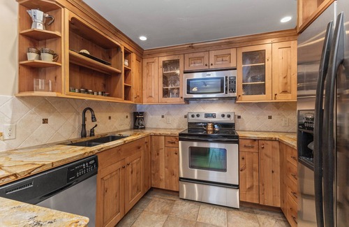 Steamboat Springs Condo | Summer Monthly Discount | Secure Bike Area | Hot Tub