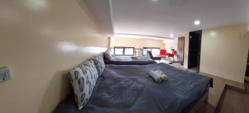 Baguio Apartment | Summer Pines Loft 2 Bedroom Condo with Balcony & Free Parking