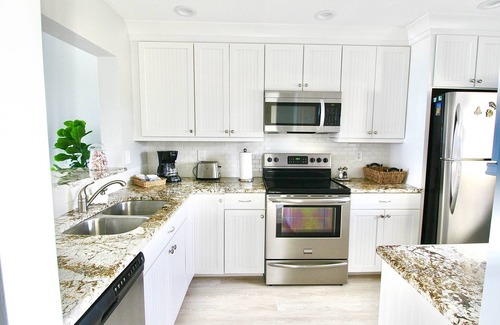 Hutchinson Island South Condo | Summer Pricing! Sand Dollar Shores 7th Floor Oceanfront Condo