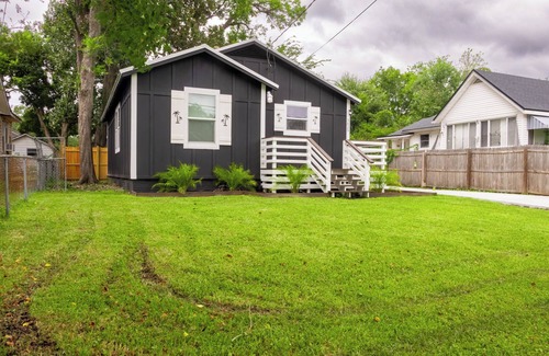 Murray Hill House | ~Summer's Last Cottage Sleeps 7 Hammock Haven~