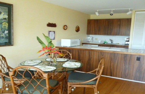 Kihei Condo | SUMMER SALE 175.00 per night. Right across from Maui’s best beach