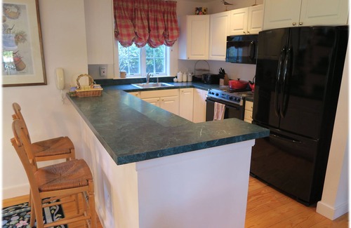 Nantucket Town House | SUMMER SALE Lovely 3 bedroom home-enjoy the pool and tennis courts!
