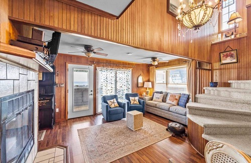 Rodanthe House | SUMMER SAVINGS - Featured in “Nights in Rodanthe”! Oceanfront w/Hot Tub, Grill