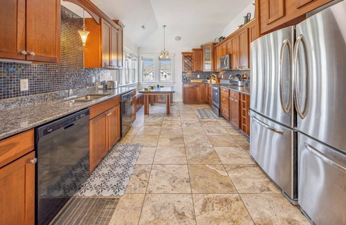 Salvo House | SUMMER SAVINGS- Oceanfront Dog Friendly w/Pool, Elevator, Hot Tub, & Much More