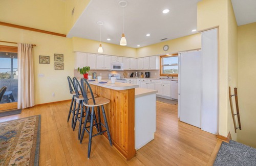 Frisco House | SUMMER SAVINGS - Oceanside Handicap Friendly w/Hot Tub, Elevator, Beach Nearby