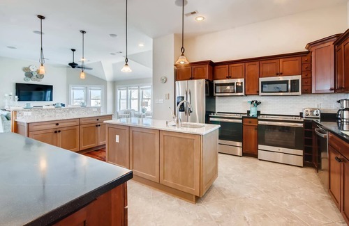 Rodanthe House | SUMMER SAVINGS - Semi-Oceanfront Dog Friendly w/Pool, Hot Tub, EV Charger, More