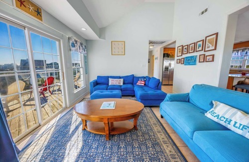 Waves House | SUMMER SAVINGS - Semi-Oceanfront Home w/Pool, Hot Tub, Tiki Bar, and Game Room