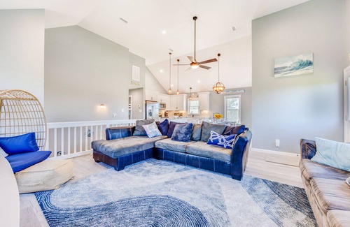 Avon House | SUMMER SAVINGS - Soundside Dog Friendly Home with Hot Tub, Game Room, Tiki Bar