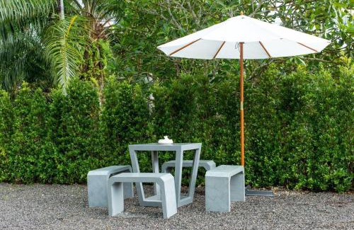 Khanom Villa | Summer Sea Villa Khanom ซัมเมอร์ซีวิลล่า ขนอม