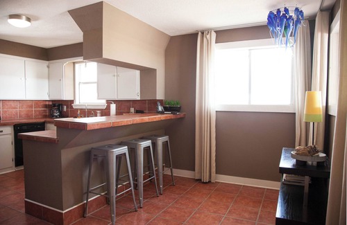 Marfa House | Summer Special - Marfa's Best-Chic & Comfortable 4 Bedroom Guest House-Marfa6o8