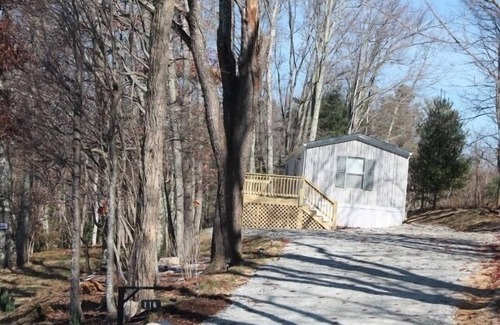 Deep Gap Cottage | SUMMER SPECIAL PRIVATE & PEACEFUL IN HIGH COUNTRY MOUNTAINS 4TH NIGHT @ 25% off