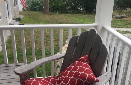 Southwest Harbor Cottage | Summer special! Adorable Whale's Tail guest cottage.