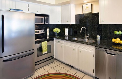 Downtown Park City Condo | SUMMER SPECIALS. 5 Min Walk to Historic Main St. Hike and Bike out the door,