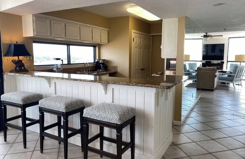 Miramar Beach Condo | Summer Specials & Beach Service is include with all Bookings!