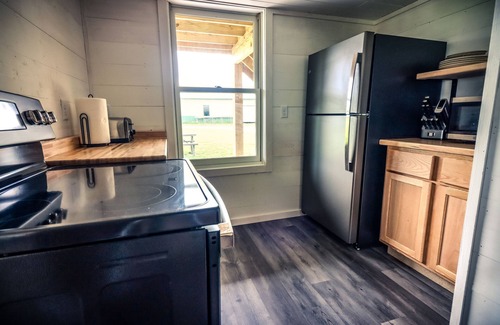 La Pointe House | SUMMER SPECIALS Beautiful lake front, beach and pool table