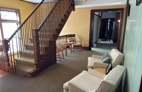 Bryant House | Summer Street Guest House