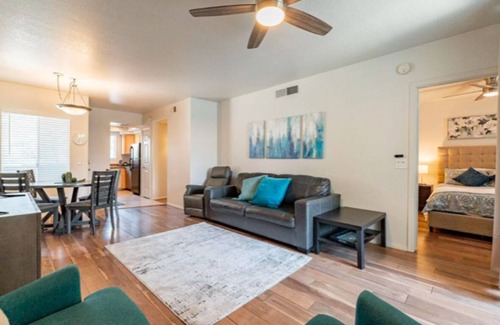 Chandler Condo | Summer Vacation Dream, 3 pools, Lakeside Path to Dining, SUMMER SPECIAL PRICING