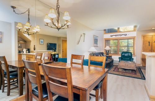 Telluride Condo | Summer Value! Enjoy Deck, Hot Tub & Parking