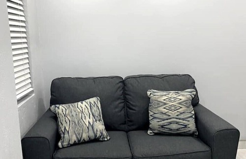 Buckleys Village Apartment | Summer View