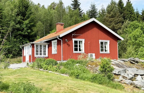 Varekil Ski Chalet | Summer villa in the countryside near Varekil/Orust | SE09062