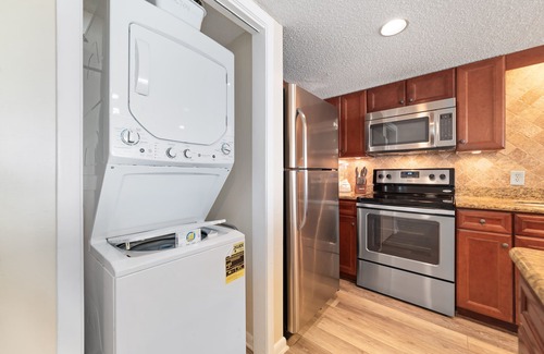 Orange Beach Condo | Summerchase 704- Beachfront, Great Amenities!