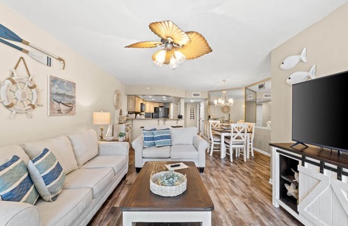 Biltmore Beach Condo | Summerhouse 212C - Beachfront, Beach Service Included- Pools, Hot Tub, Free Golf