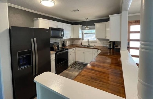 Brookeland House | Summerhouse at Rayburn