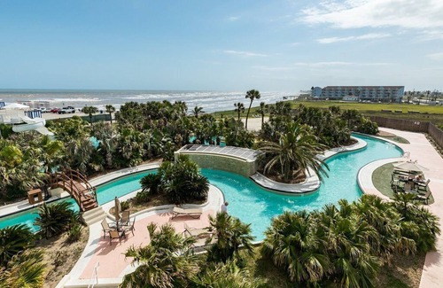 Galveston Condo | Summertime Island time - Diamond Solitaire - Penthouse Beachfront Resort Condo