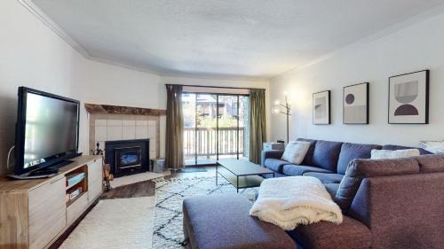 Mammoth Lakes Apartment | Summit #105 condo