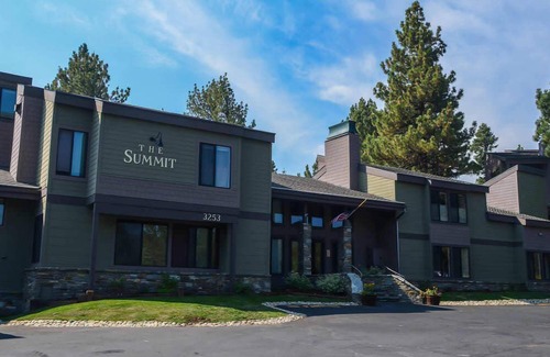 Mammoth Lakes Condo | Summit #20 | Near Hike & Bike Trails, Skiing & Gondolas