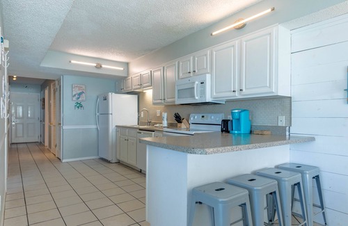 Panama City Beach Condo | Summit 2BR 2BA 13th Floor End Unit w/BEACH CHAIRS INCL!