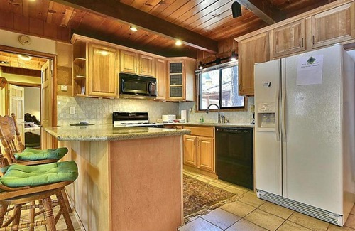 Summit Estates Apartment | Summit Escape B