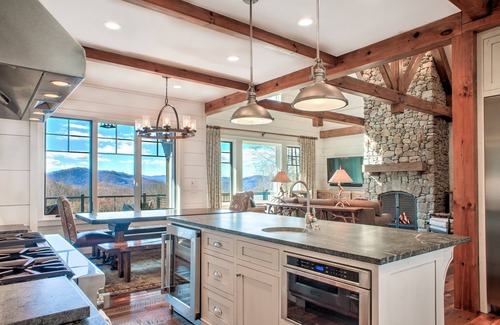 Sylva House | Summit Haven at Balsam Mountain Preserve | Exclusive Lodge with Golf & Hiking Trails